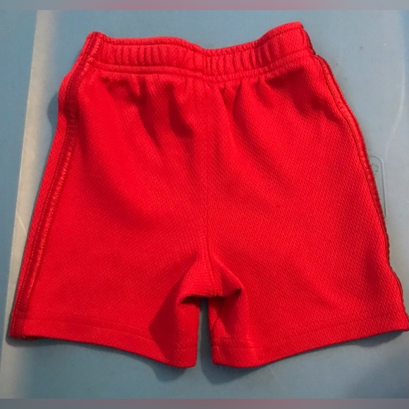 4 pair Bundle / Boys size 18 months shorts /brands in photos /all $8.00 - Picture 2 of 12
